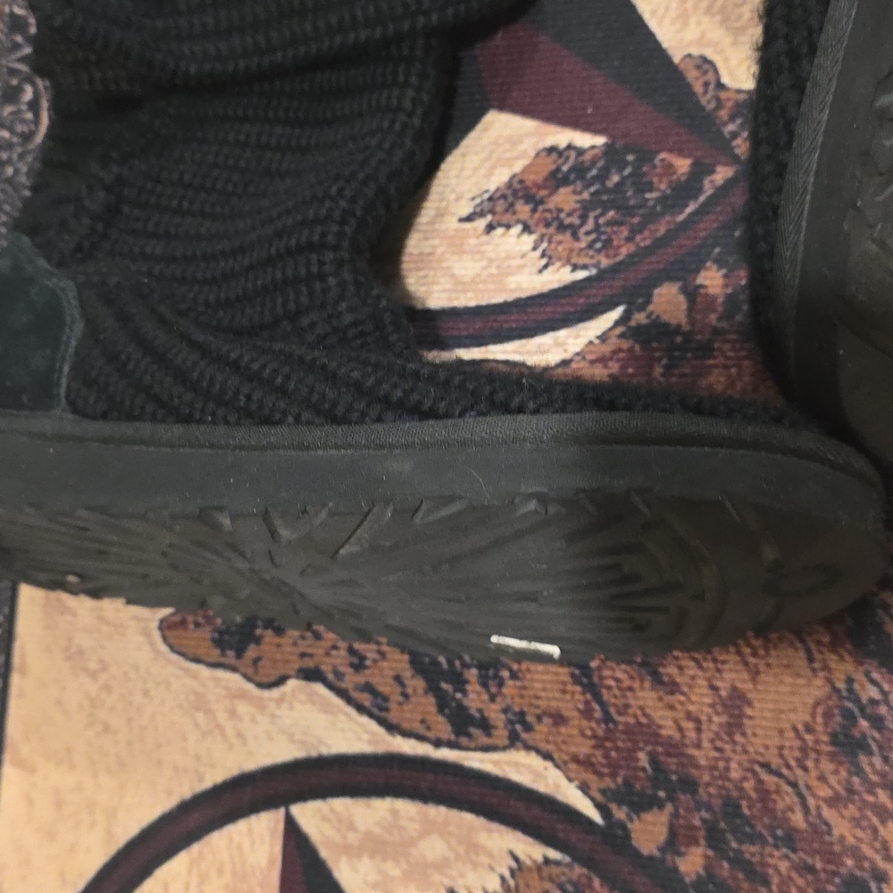 UGG Black Knit Footwear - Picture 6 of 10
